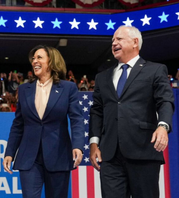 Kamala Harris and Tim Walz at rally